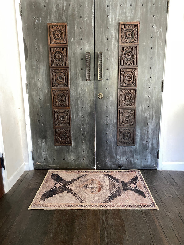 Monterey Rug | 2’3” x 3’9”