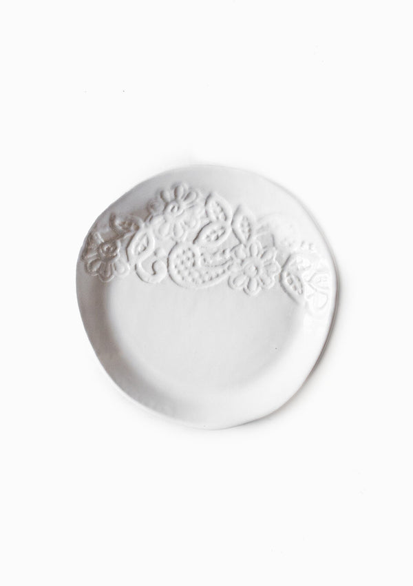 Lace Dessert Plate | White