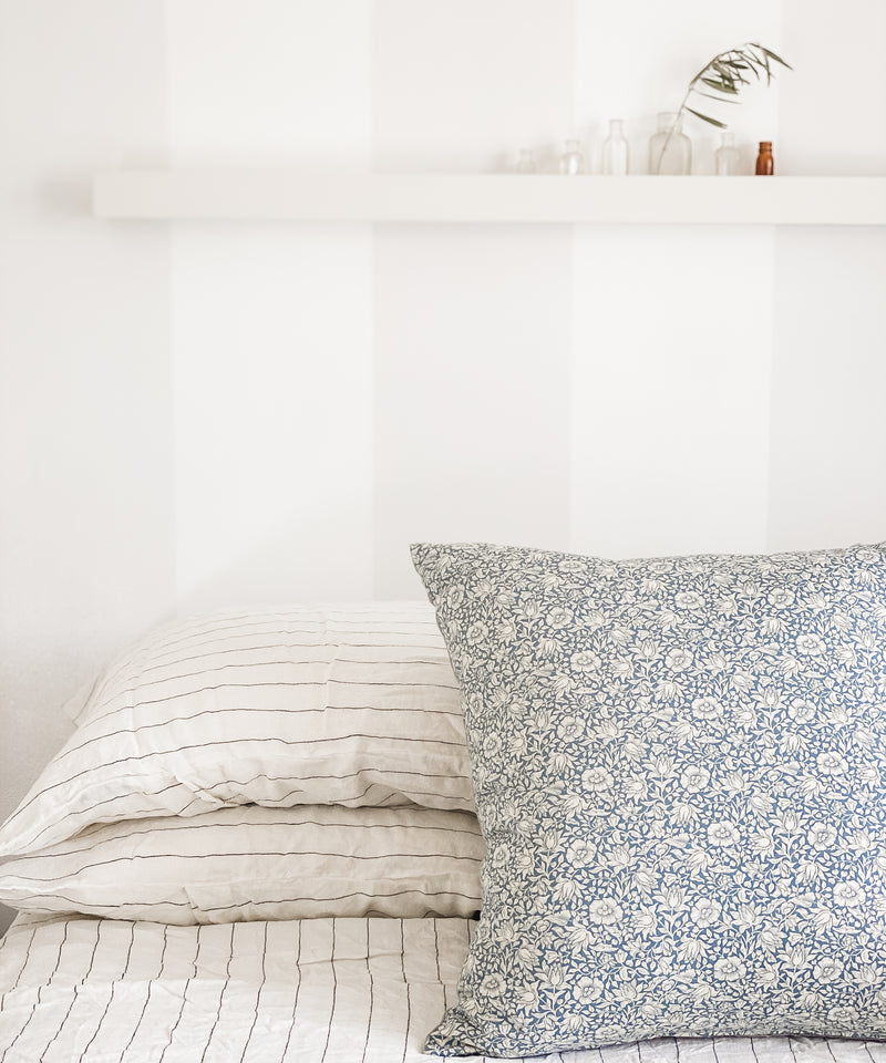 Linen Flat Sheet | Pencil Stripe