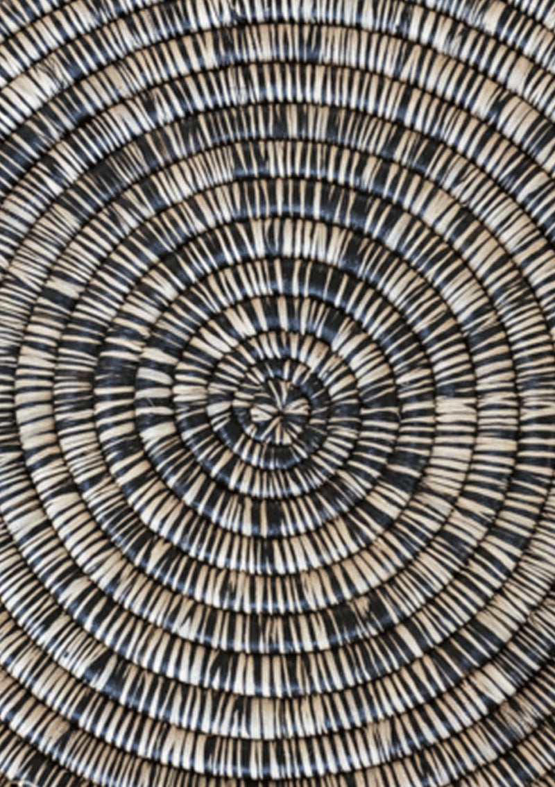 Raffia Mixed Flat Platter | Natural Black