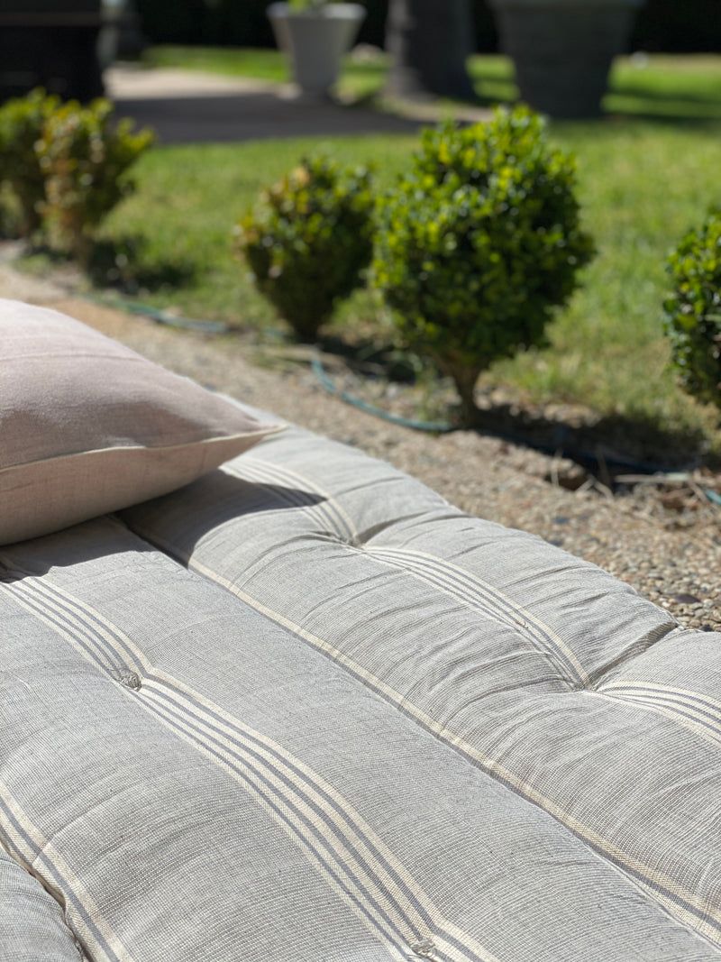 Bedroll Twin, Natural/ Dove Blue Quad Stripe | 36"x75"